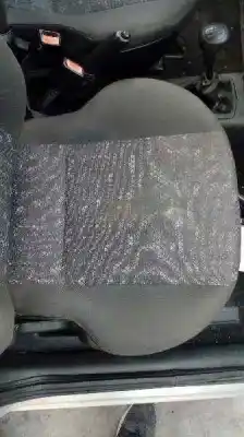 Veicolo di demolizione ford fiesta berlina (dx) ambiente dell'anno 2000 alimentato j4r