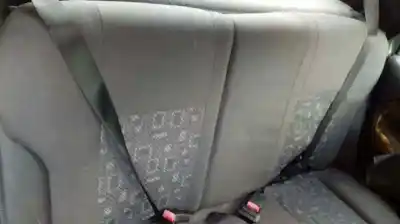 Veicolo di demolizione ford fiesta berlina (dx) ambiente dell'anno 2000 alimentato j4r