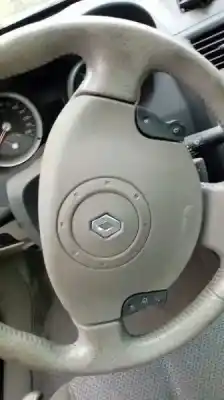 Здавання транспортного засобу renault megane ii coupe confort authentique року 2006 потужний f9q800