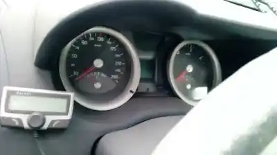 Здавання транспортного засобу renault megane ii coupe confort authentique року 2006 потужний f9q800