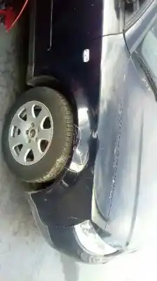 Veículo de Sucata audi a4 berlina (8e) 1.9 tdi (96kw) do ano 2004 alimentado awx