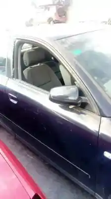 Veículo de Sucata audi a4 berlina (8e) 1.9 tdi (96kw) do ano 2004 alimentado awx