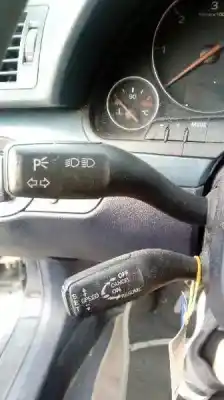 Veículo de Sucata audi a4 berlina (8e) 1.9 tdi (96kw) do ano 2004 alimentado awx