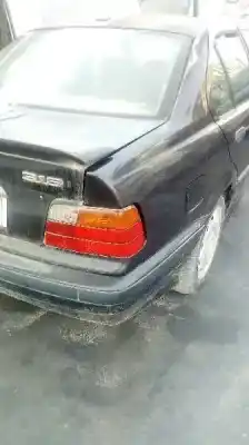 Здавання транспортного засобу bmw serie 3 berlina (e36) 1.8 cat (m43) року 1993 потужний g/184e1