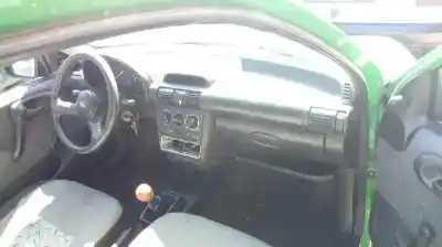 Здавання транспортного засобу opel corsa b eco року 1998 потужний x10xe