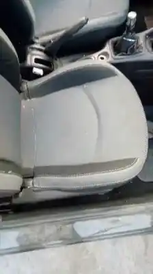 Sloopvoertuig peugeot 206 berlina x-line van het jaar 2006 aangedreven kfw
