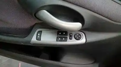 Sloopvoertuig fiat stilo multi wagon (192_) 1.9 d multijet van het jaar 2006 aangedreven 192a8000