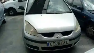 Véhicule à la ferraille MITSUBISHI COLT BERLINA 5 (Z30A) 1.3 Atlantis de l'année 2006 alimenté D639939