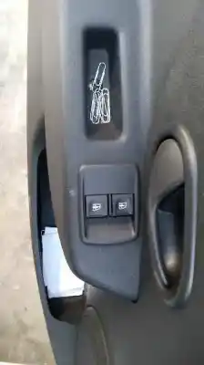 Veículo de Sucata dacia sandero ambiance do ano 2017 alimentado k9k e6