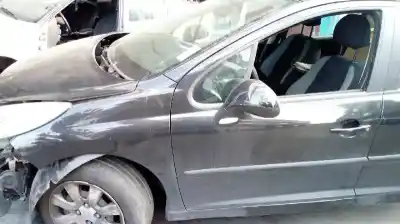 Здавання транспортного засобу peugeot 207 x-line року 2006 потужний 8hz