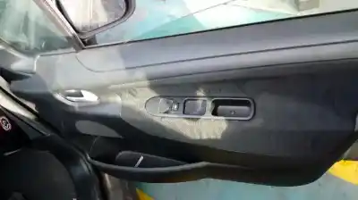 Здавання транспортного засобу peugeot 207 x-line року 2006 потужний 8hz
