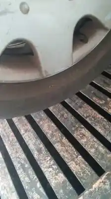 Véhicule à la ferraille volkswagen                                         new beetle (9c1/1c1)                                                                                                                                                                                                                                       1.6                                                                                                                                                                                                                                                        de l'année 2001 alimenté ayd