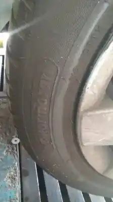 Véhicule à la ferraille volkswagen                                         new beetle (9c1/1c1)                                                                                                                                                                                                                                       1.6                                                                                                                                                                                                                                                        de l'année 2001 alimenté ayd