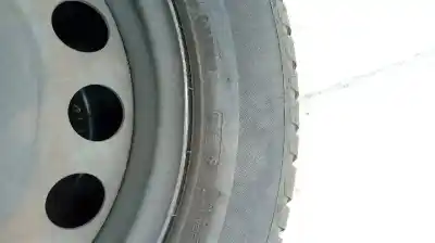 Véhicule à la ferraille volkswagen                                         new beetle (9c1/1c1)                                                                                                                                                                                                                                       1.6                                                                                                                                                                                                                                                        de l'année 2001 alimenté ayd