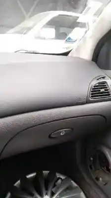 Здавання транспортного засобу citroen c5 berlina 2.0 hdi sx року 2001 потужний rhz