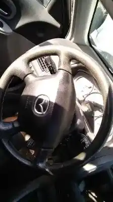 Scrapping Vehicle mazda 323 berl. f/s (bj) 1.6 f active of the year 2002 powered zm