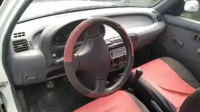 Veículo de Sucata nissan micra (k11) básico (k11) do ano 1997 alimentado cg10