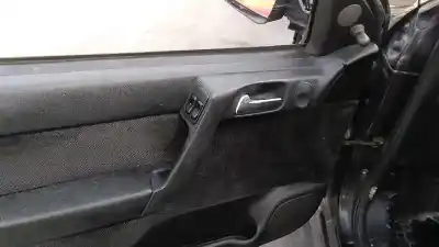Vehicul casat opel astra g berlina comfort al anului 2000 alimentat x16xel