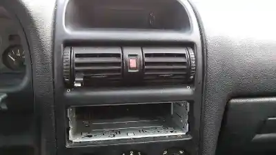 Vehicul casat opel astra g berlina comfort al anului 2000 alimentat x16xel