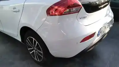 Verschrottungsfahrzeug volvo v40 (2012->) 2.0 inscription [2.0 ltr. - 140 kw diesel cat] des jahres 2017 angetrieben d4204t8