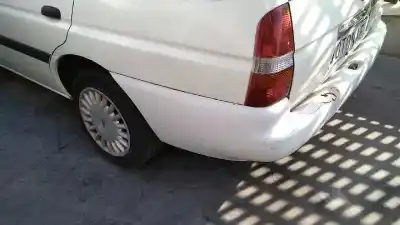 Здавання транспортного засобу ford escort berlina/turnier bravo turnier року 1998 потужний rfs