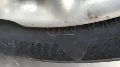 Здавання транспортного засобу ford escort berlina/turnier bravo turnier року 1998 потужний rfs