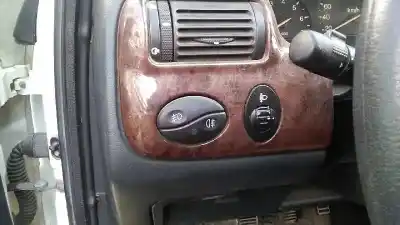 Здавання транспортного засобу ford escort berlina/turnier bravo turnier року 1998 потужний rfs