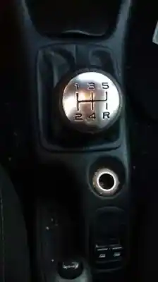 Vehicul casat peugeot 206 berlina x-line refri al anului 2004 alimentat 8hx