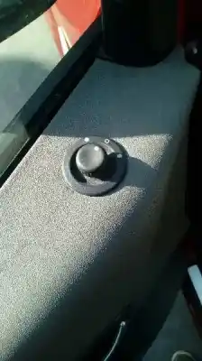 Véhicule à la ferraille renault scenic iii expression de l'année 2007 alimenté k9k p7