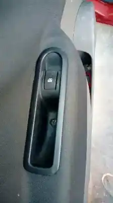 Véhicule à la ferraille renault scenic iii expression de l'année 2007 alimenté k9k p7