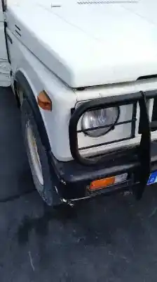 Véhicule à la ferraille suzuki santana sj-410 de l'année 1986 alimenté f10a