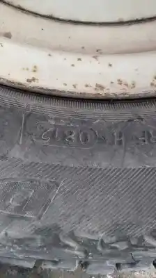 Véhicule à la ferraille suzuki santana sj-410 de l'année 1986 alimenté f10a