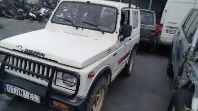 Véhicule à la ferraille suzuki santana sj-410 de l'année 1986 alimenté f10a