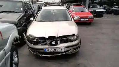 Véhicule à la ferraille seat leon (1m1) signo de l'année 2003 alimenté alh