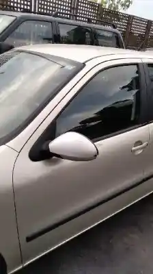 Véhicule à la ferraille seat leon (1m1) signo de l'année 2003 alimenté alh