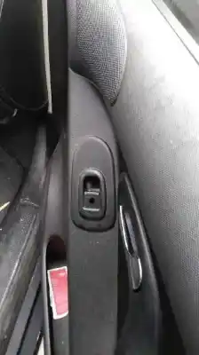 Véhicule à la ferraille seat leon (1m1) signo de l'année 2003 alimenté alh