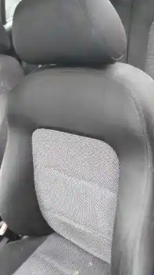 Véhicule à la ferraille seat leon (1m1) signo de l'année 2003 alimenté alh