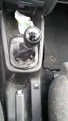 Véhicule à la ferraille seat leon (1m1) signo de l'année 2003 alimenté alh