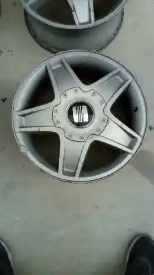 Véhicule à la ferraille seat leon (1m1) signo de l'année 2003 alimenté alh
