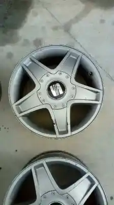 Véhicule à la ferraille seat leon (1m1) signo de l'année 2003 alimenté alh