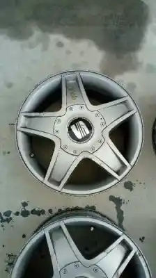 Véhicule à la ferraille seat leon (1m1) signo de l'année 2003 alimenté alh
