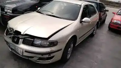 Véhicule à la ferraille seat leon (1m1) signo de l'année 2003 alimenté alh
