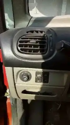 Verschrottungsfahrzeug citroen xsara picasso 1.6 básico des jahres 2000 angetrieben nfz