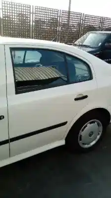 Verschrottungsfahrzeug skoda octavia berlina (1u2) 1.6 des jahres 2000 angetrieben akl