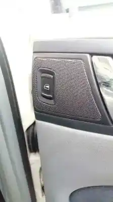 Verschrottungsfahrzeug skoda octavia berlina (1u2) 1.6 des jahres 2000 angetrieben akl