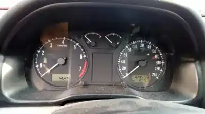 Verschrottungsfahrzeug skoda octavia berlina (1u2) 1.6 des jahres 2000 angetrieben akl