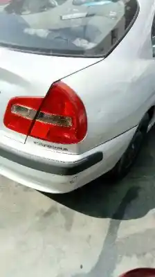 Здавання транспортного засобу mitsubishi carisma berlina 5 (da0) 1600 classic року 2002 потужний 4g92