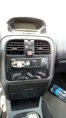 Здавання транспортного засобу mitsubishi carisma berlina 5 (da0) 1600 classic року 2002 потужний 4g92