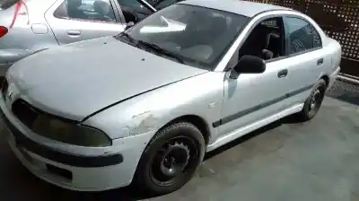 Здавання транспортного засобу mitsubishi carisma berlina 5 (da0) 1600 classic року 2002 потужний 4g92