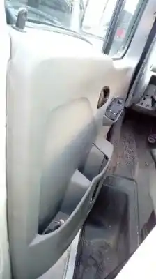 Здавання транспортного засобу nissan interstar mod. 04 (x70) 2.5 dci diesel cat року 2007 потужний g9u a6 euro 4